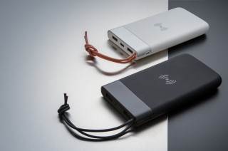 Batería externa Aria 8.000 mAh con carga inalámbrica 5W personalizada